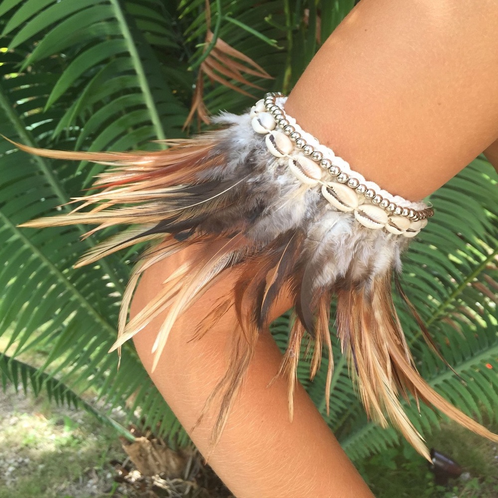 Feather bracelet/anklet